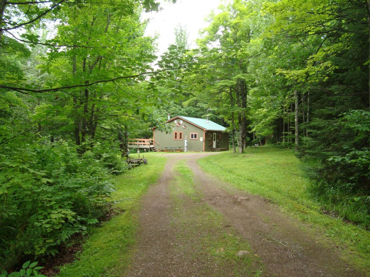 Grandpa Jim'S Cabin Montreal Luaran gambar